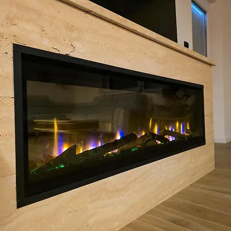 Apartment Sky Cube *