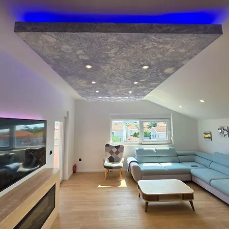 Sky Cube Lejlighed *